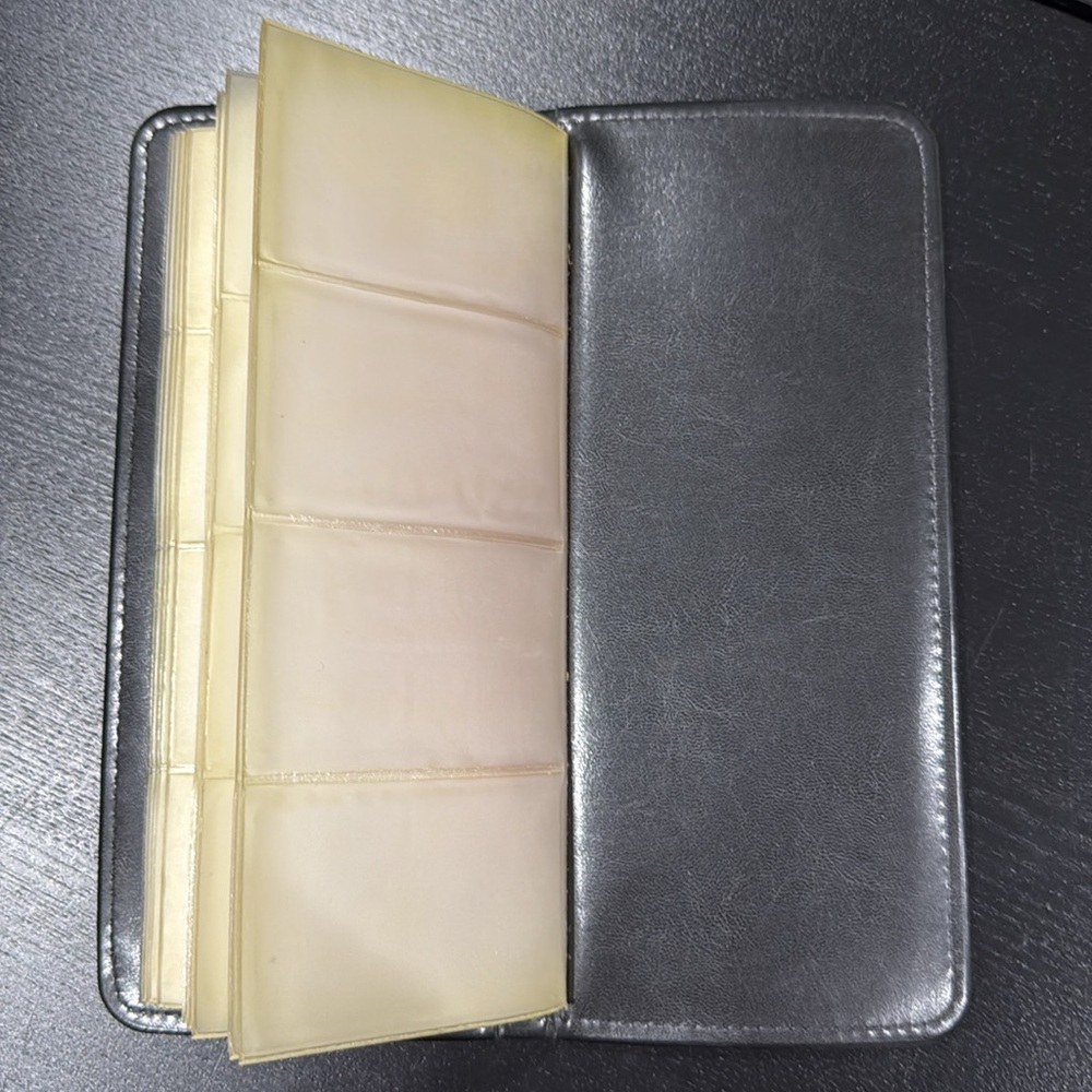 Harley-Davidson Black Leather Card Display Organizer - Picture 6 of 8